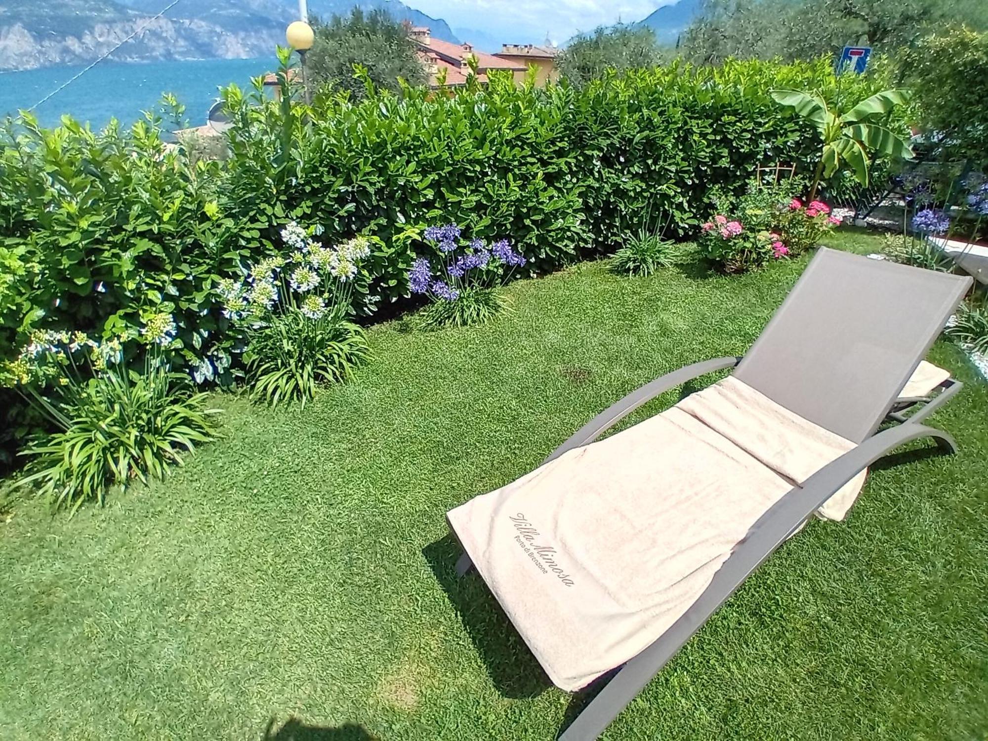 Villa Mimosa-Con Piscina E Vista Lago Brenzone sul Garda Exterior foto